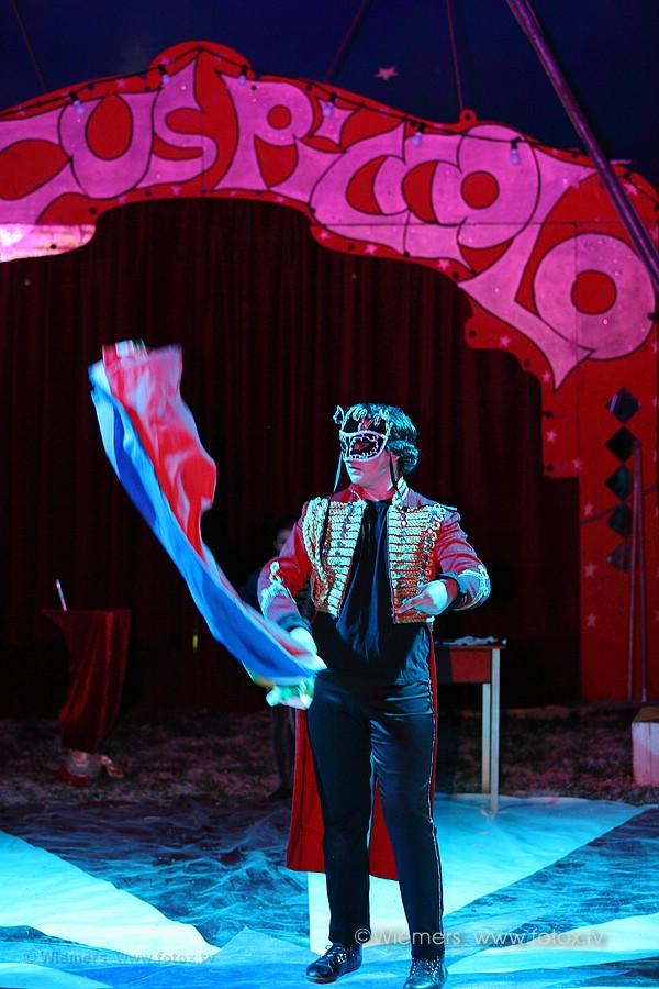 Zirkus Piccolo in Morntal-Muenchingen Mai 2013