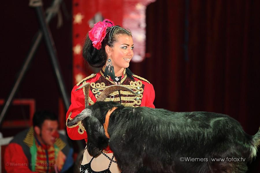 Zirkus Piccolo in Morntal-Muenchingen Mai 2013