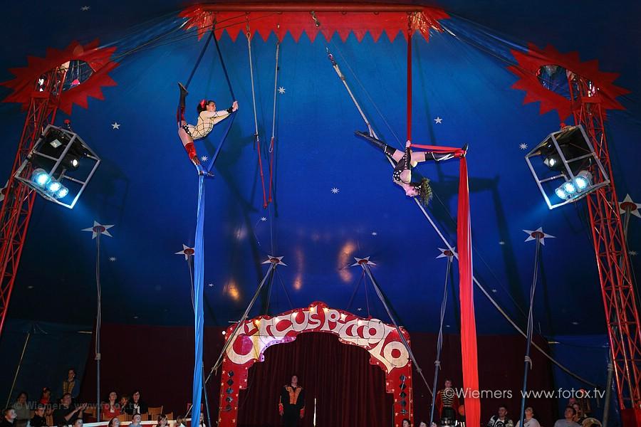 Zirkus Piccolo in Morntal-Muenchingen Mai 2013