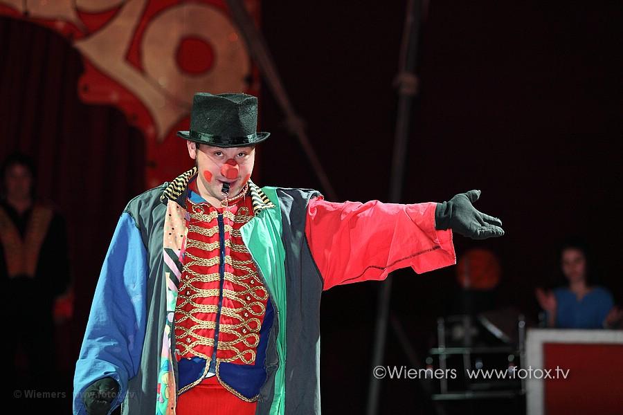 Zirkus Piccolo in Morntal-Muenchingen Mai 2013